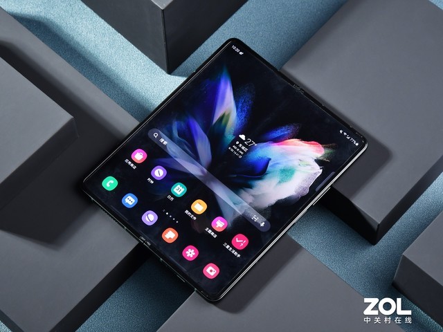 折疊屏也能防水，三星Galaxy Z Fold3全面測評 