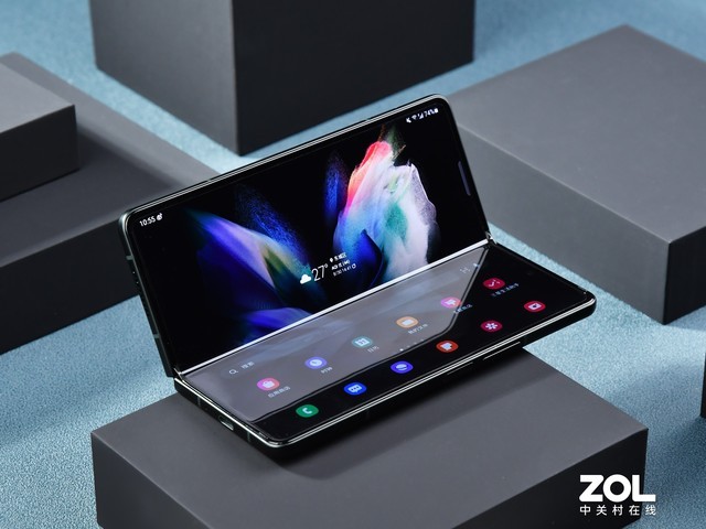 折疊屏也能防水，三星Galaxy Z Fold3全面測評 
