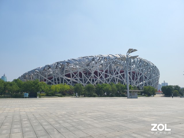 折疊屏也能防水，三星Galaxy Z Fold3全面測評 