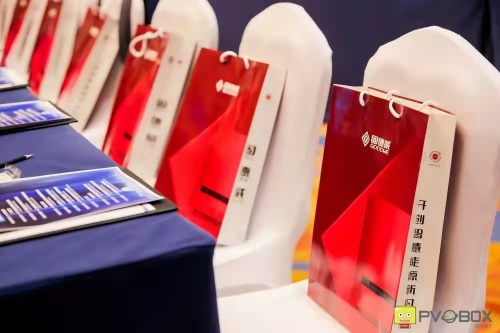 零碳時(shí)代工商業(yè)光伏迎暴增，固德威智慧能源解決方案主場(chǎng)霸屏