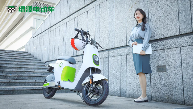 顏值高、跑得遠，還智能！綠源液冷電動車出游適配度MAX！