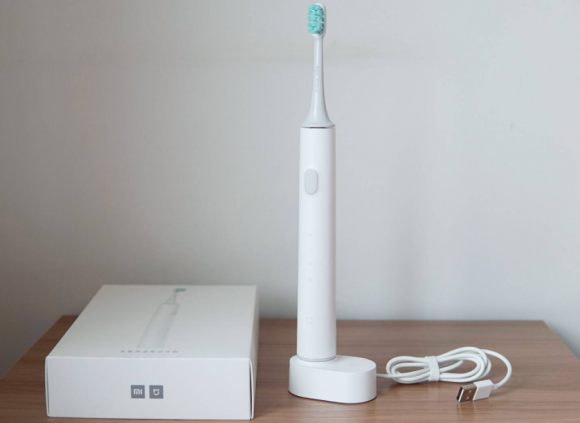 “上火”高發(fā)季節(jié)電動牙刷哪個牌子好？十大品牌電動牙刷推薦
