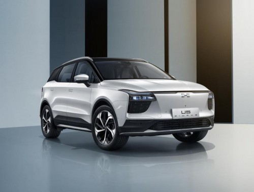 愛馳U5對(duì)比蔚來ES6，熱門電車哪款更具性價(jià)比？