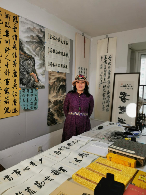 他攜手書法名家 在微拍堂樹立以文化人的新風(fēng)