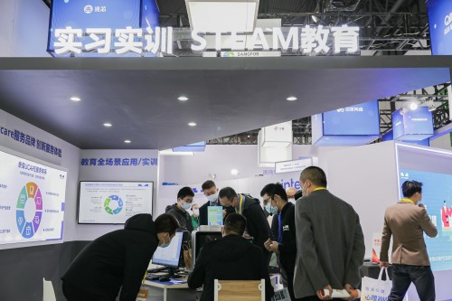 第80屆中國教育裝備展成都舉辦，統(tǒng)信軟件點亮國產(chǎn)操作系統(tǒng)之光