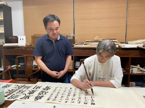 微拍堂讓書(shū)畫(huà)館開(kāi)出事業(yè)新高峰