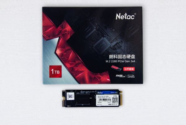 朗科絕影N950E Pro固態(tài)硬盤評測：獨(dú)立緩存搭配個性散熱馬甲，確保性能高速穩(wěn)定