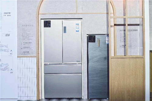 抓住年輕人的消費習慣！海爾冰箱用食材拼出“國潮”建筑