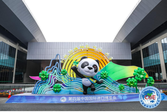 健合集團攜“三大明星”驚艷亮相進(jìn)博會！打造全家庭營養(yǎng)格局，全面助推健康中國建設(shè)