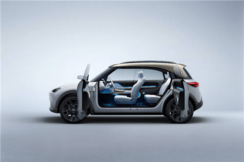 全新smart概念車全球首秀！全新純電平臺(tái)打造，軸距長達(dá)2750mm