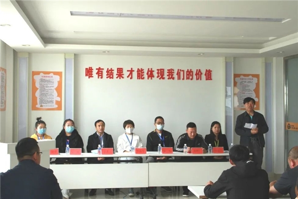 “認(rèn)養(yǎng)一頭牛”康貝牧業(yè)深化校企合作，以“新型學(xué)徒制“培養(yǎng)人才