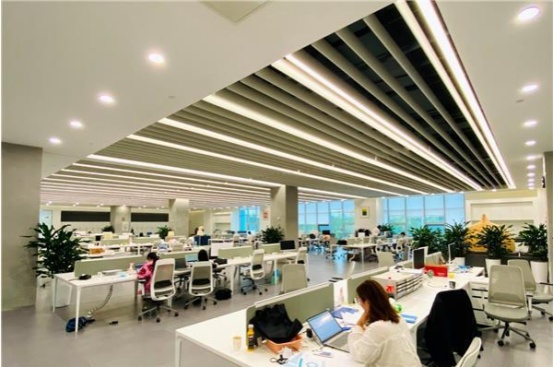 艾多美通過(guò)戰(zhàn)士企業(yè)風(fēng)采 向外界傳播企業(yè)自信