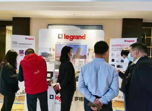 羅格朗出席中國機場發(fā)展高峰論壇，共話四型機場建設(shè)
