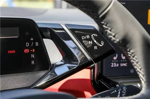 特斯拉Model 3和大眾ID.4X哪個(gè)好？2022年度環(huán)保車ID.4X更值得擁有！