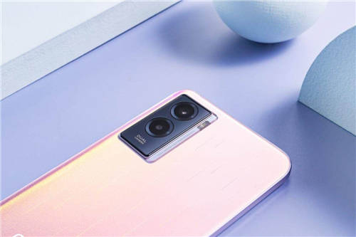 1399元起，vivo Y55s憑6000mAh大電池成新續(xù)航標(biāo)桿