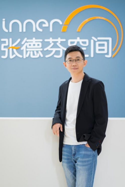 知名心理學暢銷書作家盧熠翎，正式加入“全國服務標準化技術委員會”