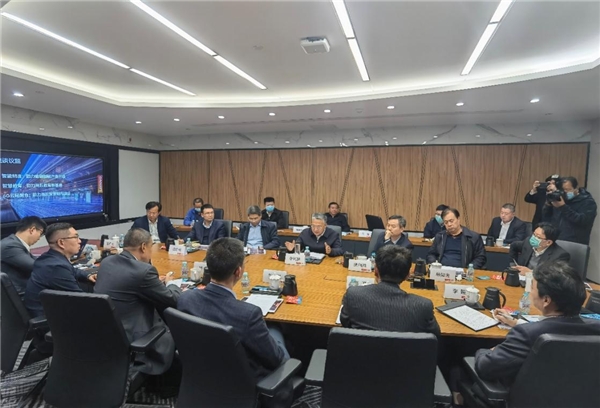 商丘市委書記李國勝、市長擺向陽來訪聯(lián)想洽談聯(lián)想·深慧視項目