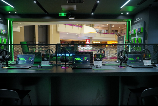 雷蛇×AMD：解鎖城市打卡新姿勢，讓潮流落地生活