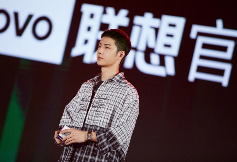 王一博續(xù)約聯(lián)想品牌代言人，2022繼續(xù)敢想敢搏！