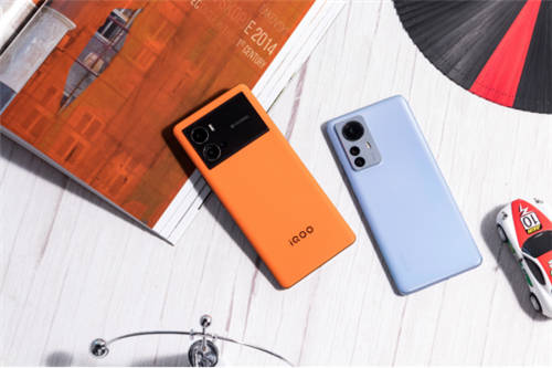 iQOO 9 Pro和小米12 Pro，售價(jià)相當(dāng)，那實(shí)力也平分秋色嗎？