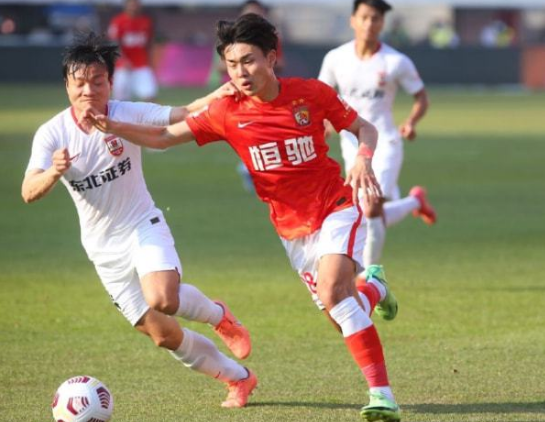廣藥集團李楚源一句話激起球迷熱情，結(jié)緣廣州足球指日可待