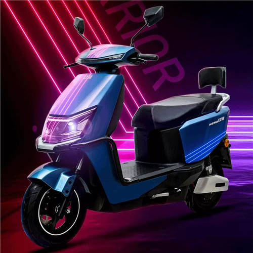 新發(fā)布兩款雅迪電動車，一次充電續(xù)航超過120公里，可跨城行駛