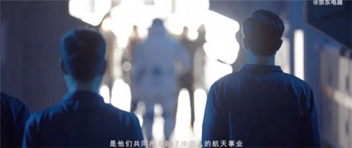 被人民網(wǎng)點(diǎn)贊的《后背》憑什么？