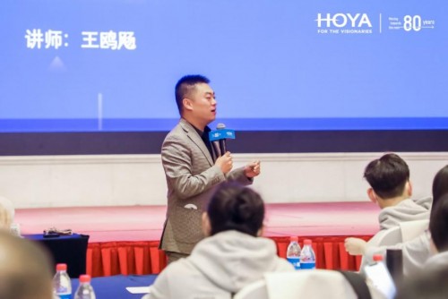 豪雅“漸入佳鏡”英雄聯(lián)盟漸進(jìn)王者挑戰(zhàn)賽半決賽圓滿完賽！