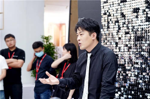 如何實(shí)現(xiàn)人生價(jià)值？辛選創(chuàng)始人辛巴的選擇是公益慈善