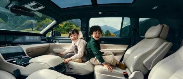 理想ONE汽車笑傲長途旅程，新年出行自在馳騁