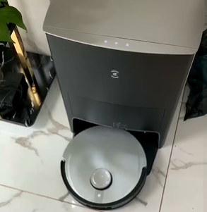 掃地機器人十大排名哪個牌子好？大牌口碑最佳型號你知道嗎？