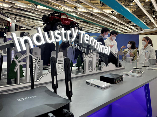 直擊MWC 2022：中興發(fā)布全新5G終端產品及前沿技術