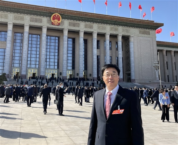 兩會(huì)專訪鄧中翰：碩果遍寫祖國(guó)大地，報(bào)國(guó)貫穿兩個(gè)百年
