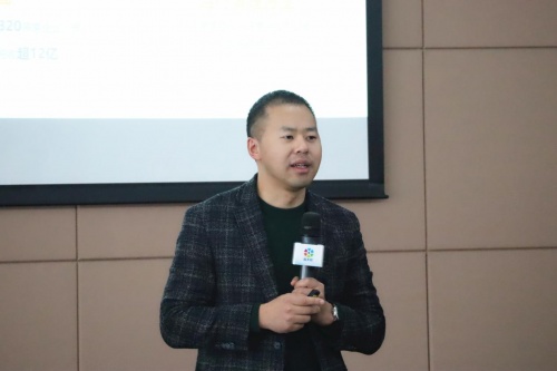 校企聯(lián)動(dòng)，上海大學(xué)MBA中心攜手薪太軟共育人力資本專業(yè)人才