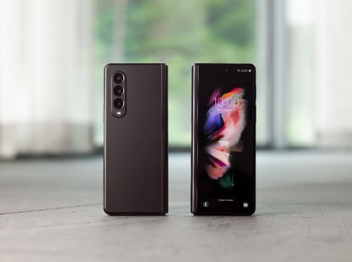 2022年折疊屏手機(jī)應(yīng)該買哪款？選三星Galaxy Z Fold3 5G就對(duì)了