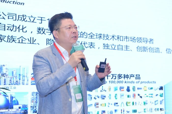 菲尼克斯電氣中國，副總裁兼智能制造公司總經(jīng)理 鄧曉巍.jpg