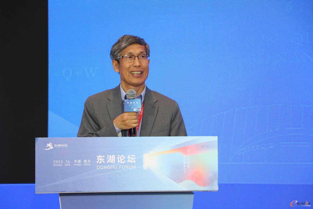 加拿大工程院院士、華中科技大學(xué)教授沈衛(wèi)明.jpg