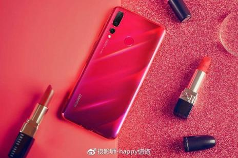 華為nova4圖賞：熱戀般的蜜語(yǔ)紅，甜蜜絢爛