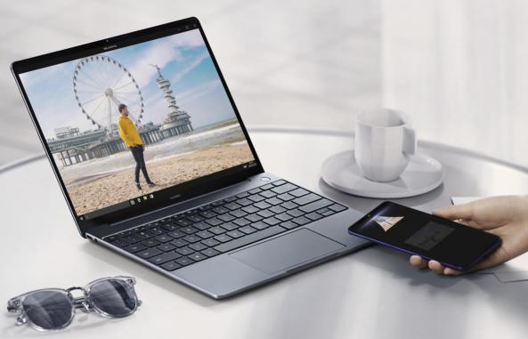 華為MateBook 13筆記本圣誕節(jié)開售：不為犒勞自己，只為贏戰(zhàn)來(lái)年！