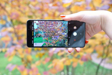 拋棄望遠(yuǎn)鏡，Galaxy A9s讓你體驗(yàn)賽場(chǎng)激情