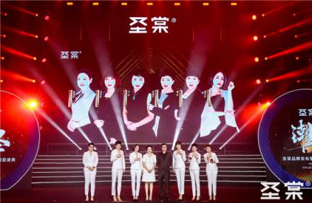 “潮圣”之路全明星助陣 吳魯璐孵化全民品牌夢(mèng)想