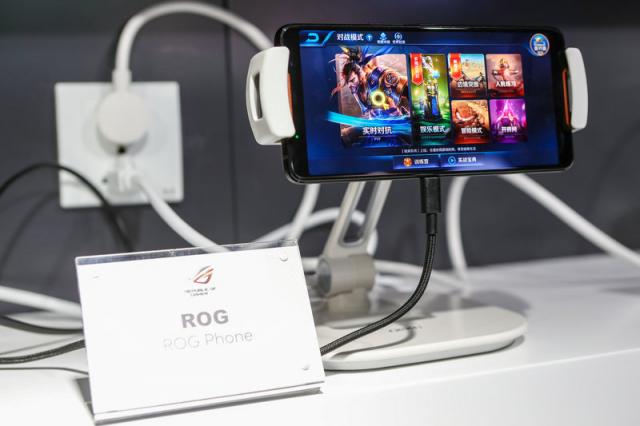 聚焦2019 CES：手機(jī)黑科技扎堆京東，新品首發(fā)值得期待