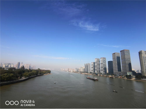突破局限，華為nova4為你記錄更廣闊世界