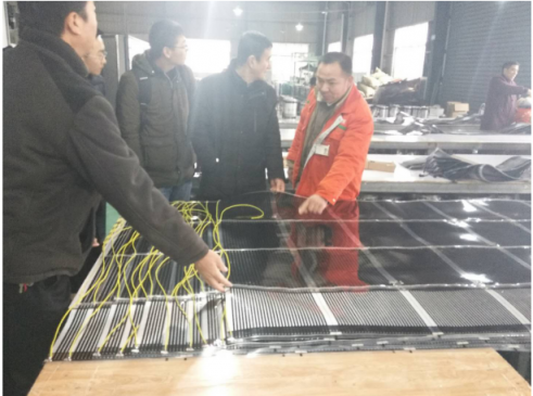 陜西延安藍(lán)衛(wèi)科技考察團(tuán)赴暖季地暖工廠總部考察