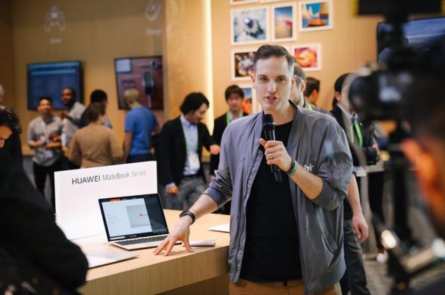 華為MateBook 13筆記本國內外好評不斷 深空灰即將上市再發(fā)力