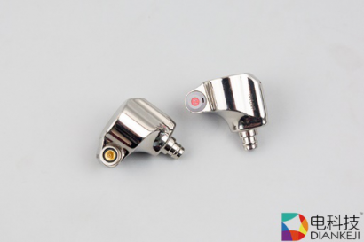 索尼IER-Z1R耳機(jī)：匠心品質(zhì)外觀，醇香級(jí)音質(zhì)效果，堪稱萬元戶中的頂