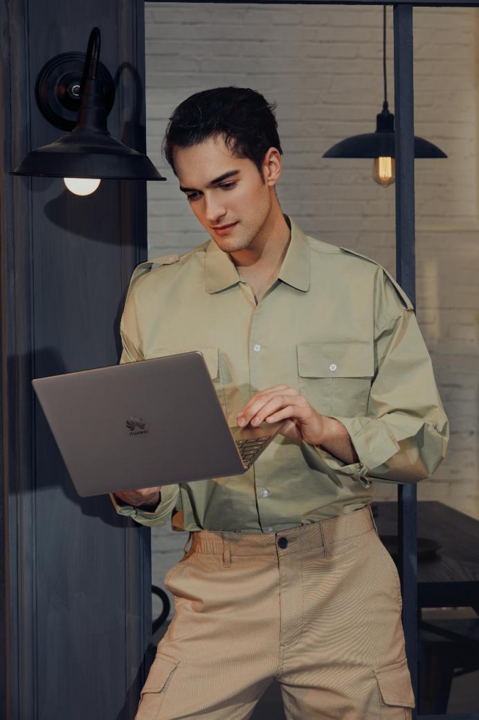 2019CES到MWC 華為MateBook 13筆記本讓你見(jiàn)證真正的爆款