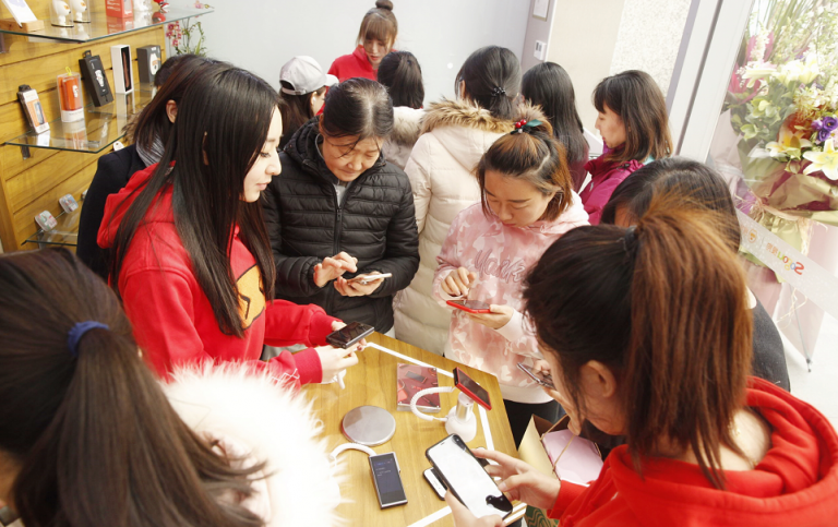 搜狗AI硬件體驗店開業(yè) 邀你一覽智能科技魅力