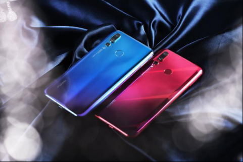 華為nova4聯(lián)手eStarPro職業(yè)電競(jìng)戰(zhàn)隊(duì)，游戲?qū)嵙ε稍龠M(jìn)化