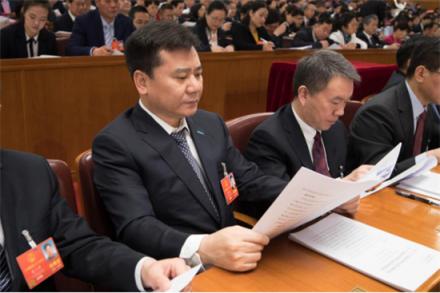 張近東兩會四提現(xiàn)代化物流建設，末端配送車輛標準制定箭在弦上
